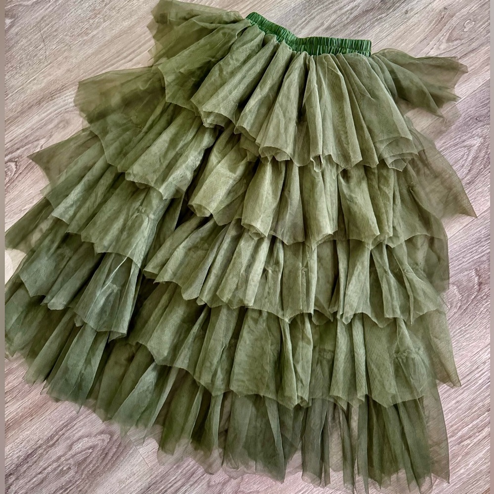 Chic Olive Green Layered Midi Skirt